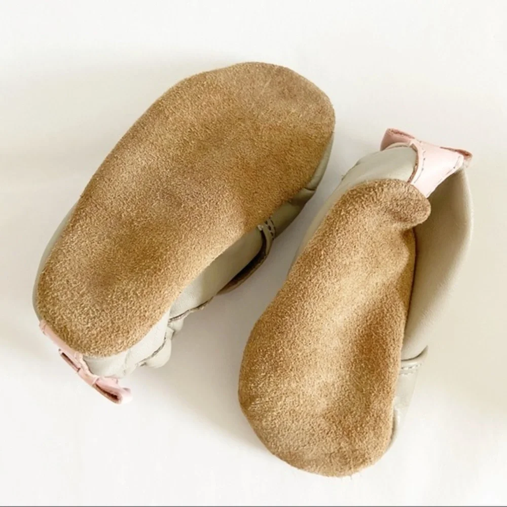 Robeez Hello Baby 0-6 mo owl leather‎ moccasins